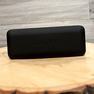3/30$ DKNY Matte Black Hard Eyewear / glasses/ sunglasses Case brand new!